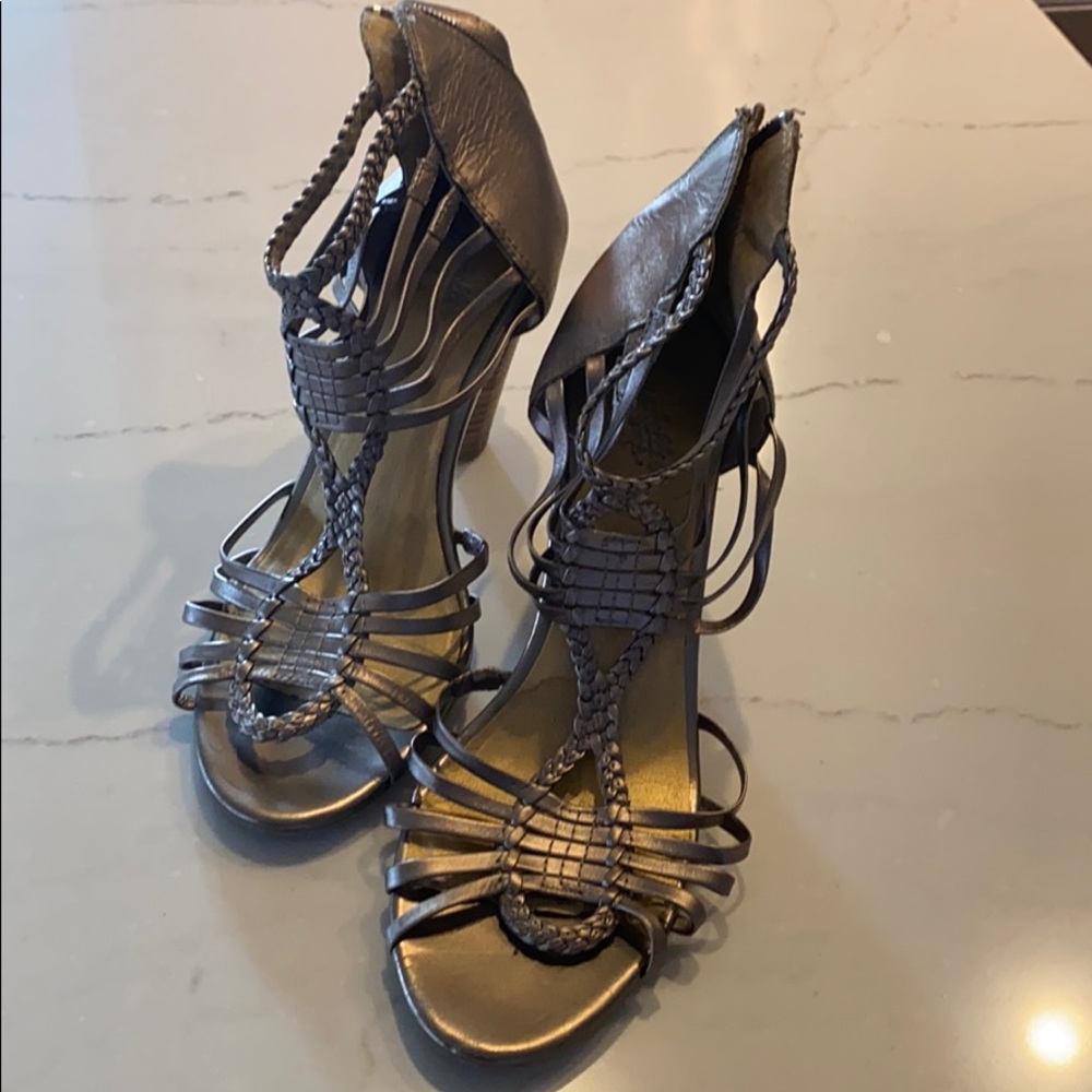 Seychelles sandals